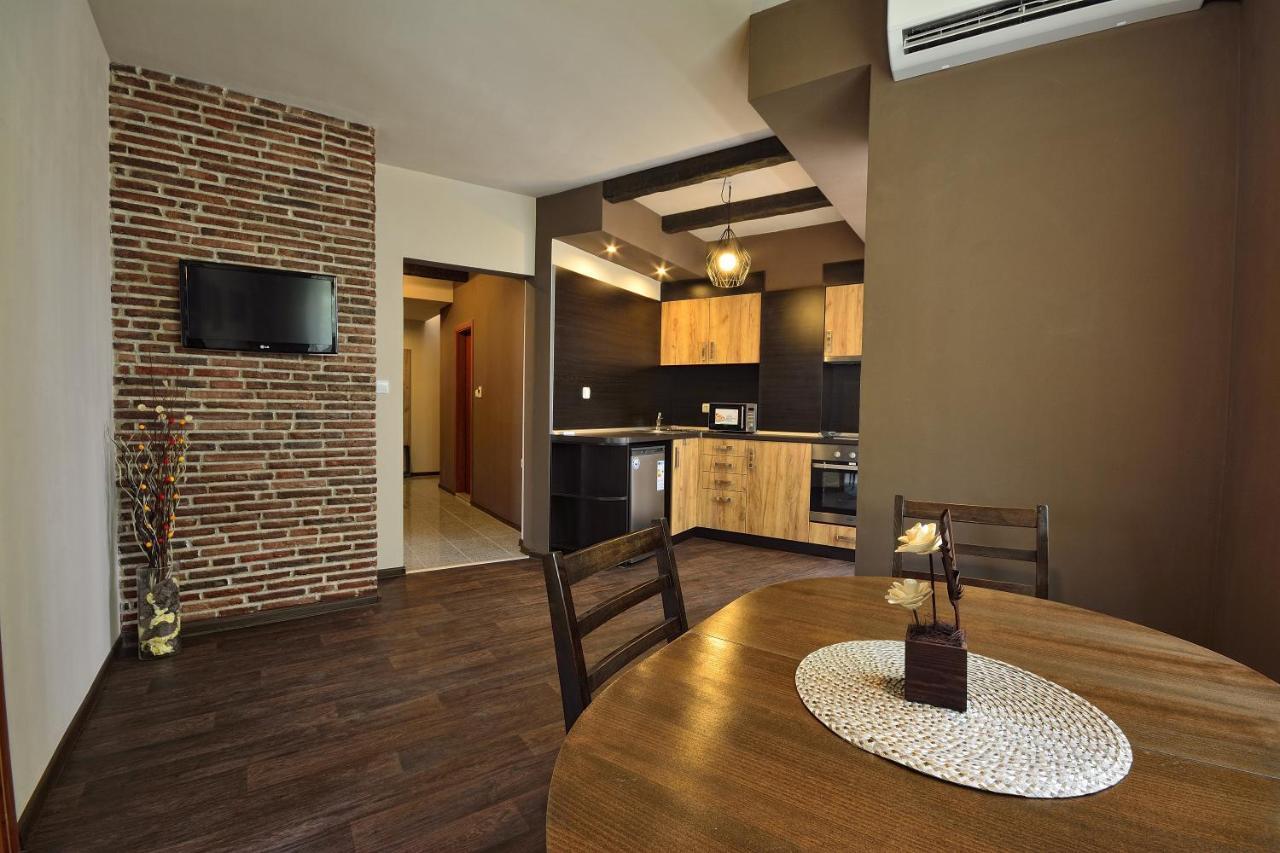 City Art Boutique Apartments Ruse Exterior photo