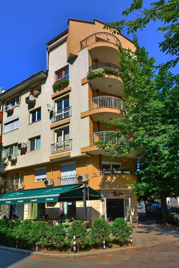 City Art Boutique Apartments Ruse Exterior photo